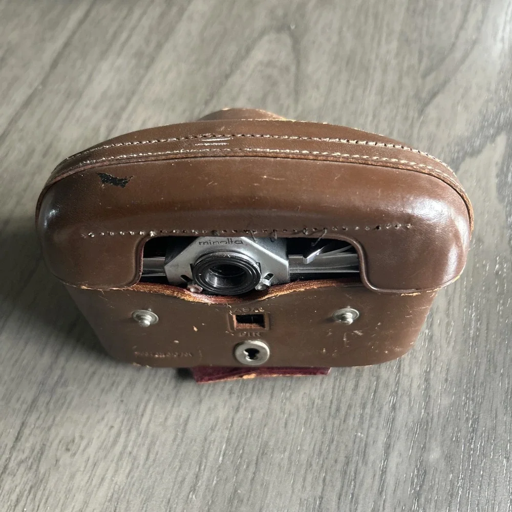 Minolta SR-1 35mm SLR Camera Chiyoda Kogaku Japan Leather Bag Untested For Parts